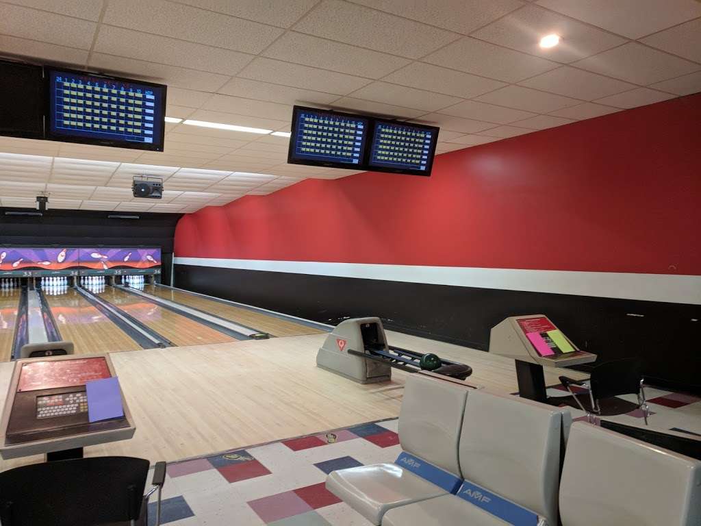 AMF Bristol Pike Lanes | 2501 Bristol Pike, Croydon, PA 19021, USA | Phone: (215) 788-0453