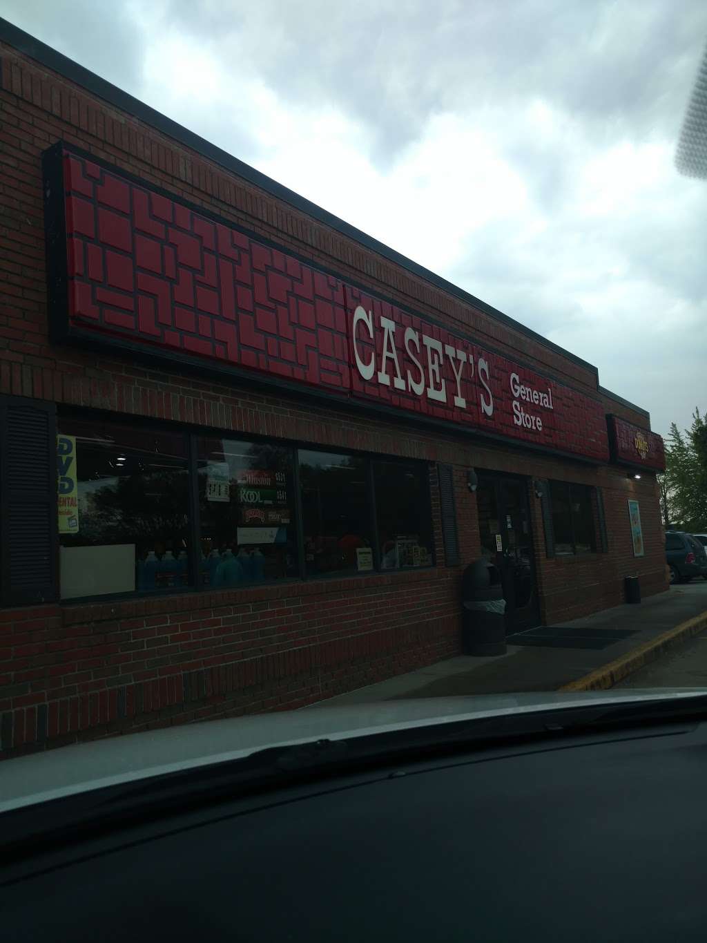 Caseys | 200 Roosevelt Rd, Walkerton, IN 46574 | Phone: (574) 586-2927