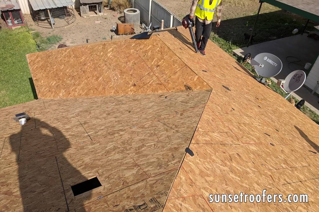 Sunset Roofers | 1701 Jacaman Road Suite RB6-A, Laredo, TX 78041, USA | Phone: (956) 307-6123