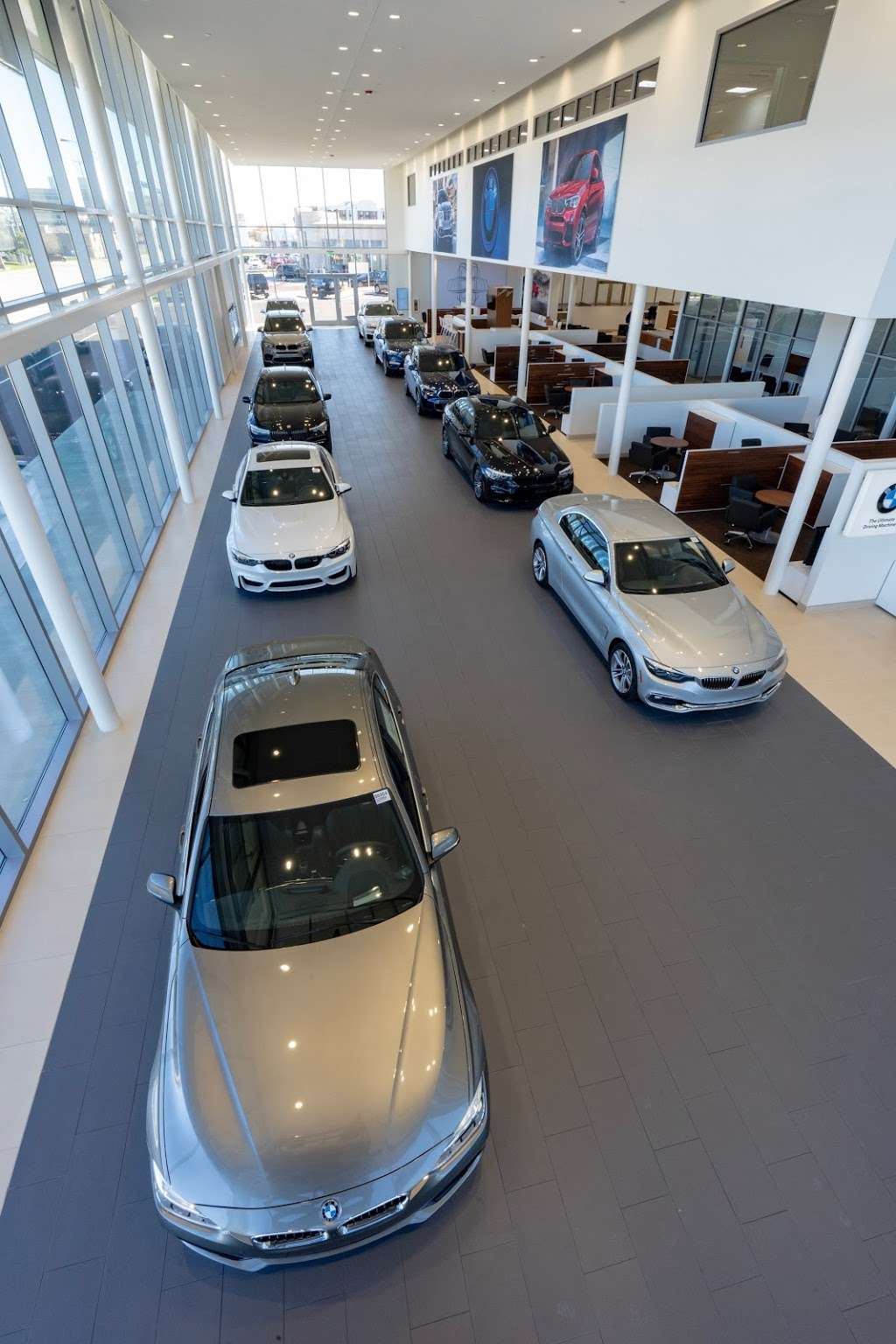 Elmhurst BMW | 500 W Lake St, Elmhurst, IL 60126, USA | Phone: (630) 833-7945