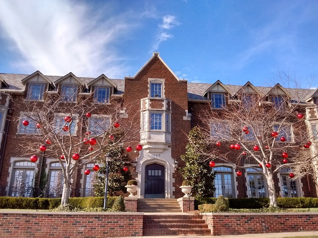 Chi Omega Fountain | 1345 W Campus Rd, Lawrence, KS 66044, USA