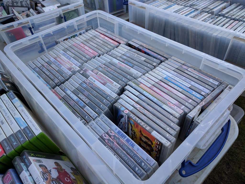 Dunton Carboot Sale | Dunton Rd, Dunton Wayletts, Billericay CM12 9TZ, UK | Phone: 01277 624979
