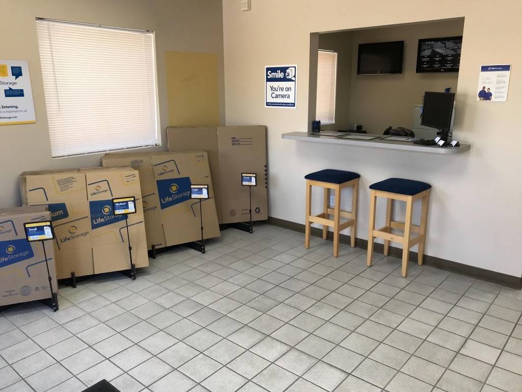 Life Storage - North Las Vegas | 4480 Berg St, North Las Vegas, NV 89081, USA | Phone: (702) 550-0132