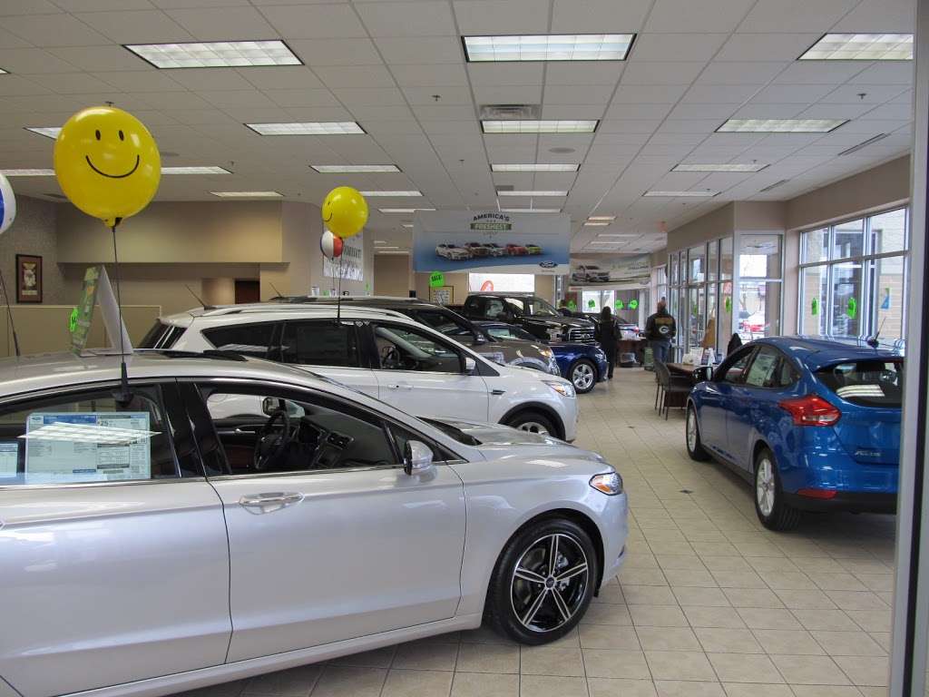 John Amato Ford | 1015 Main St, Mukwonago, WI 53149, USA | Phone: (800) 606-3085