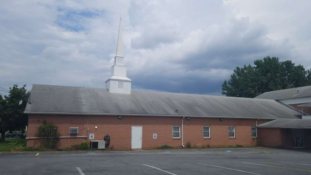 House of the Lord | 929 N High St, Martinsburg, WV 25404, USA | Phone: (304) 264-3661