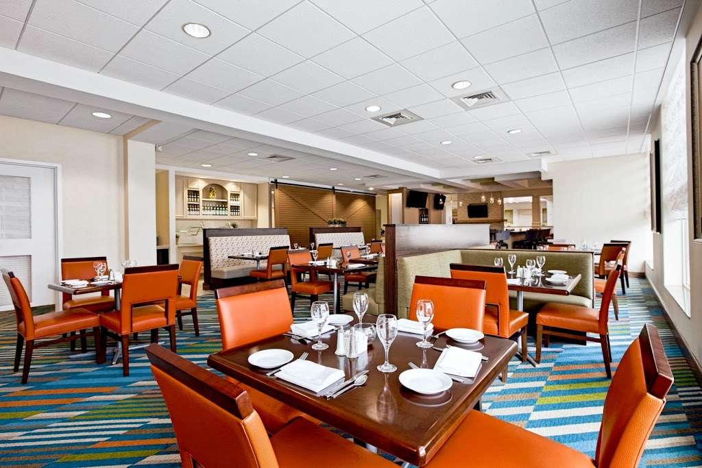 Hilton Garden Inn Boston-Burlington | 5 Wheeler Rd, Burlington, MA 01803, USA | Phone: (781) 272-8800