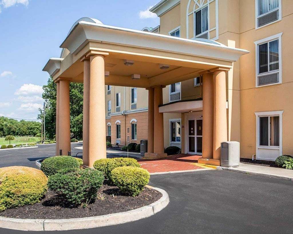 Comfort Inn & Suites | 634 Soders Rd, Carneys Point Township, NJ 08069, USA | Phone: (856) 299-8282