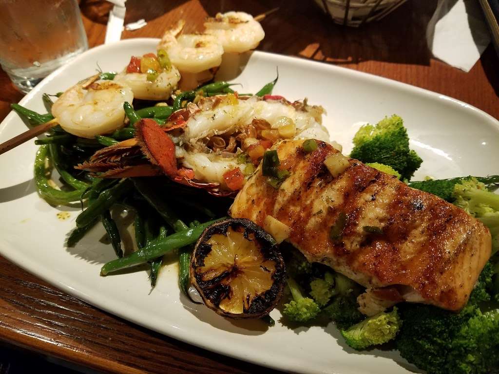 Red Lobster | 10290 Technology Blvd E, Dallas, TX 75220, USA | Phone: (214) 358-9818