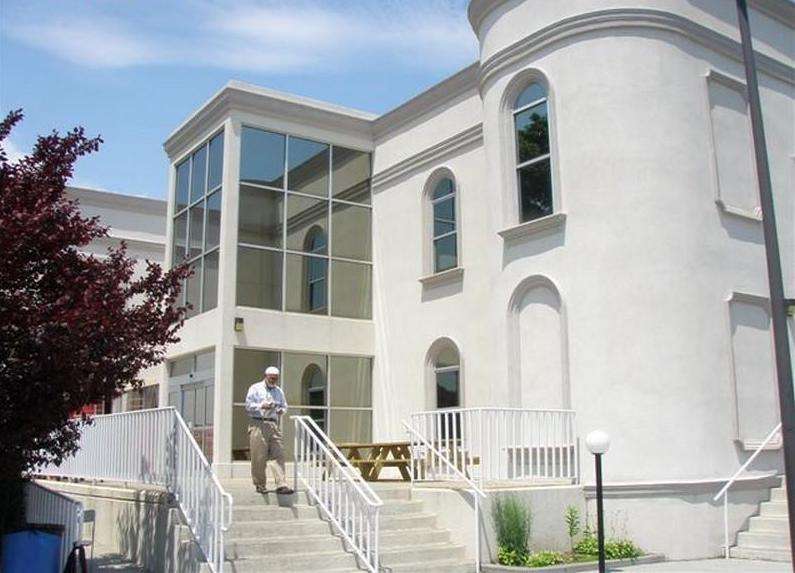 Masjid Darul Quran | 1514 E 3rd Ave, Bay Shore, NY 11706, USA | Phone: (631) 665-9462