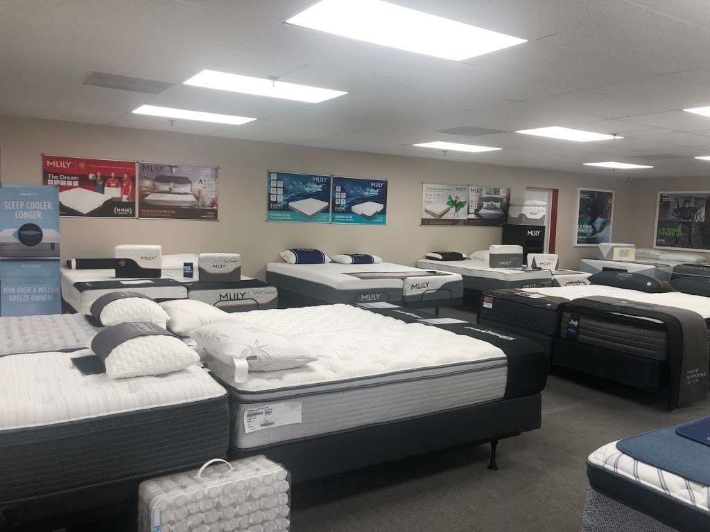 Mattress Kings | 7145 W 20th Ave, Hialeah, FL 33014, USA | Phone: (305) 982-8897