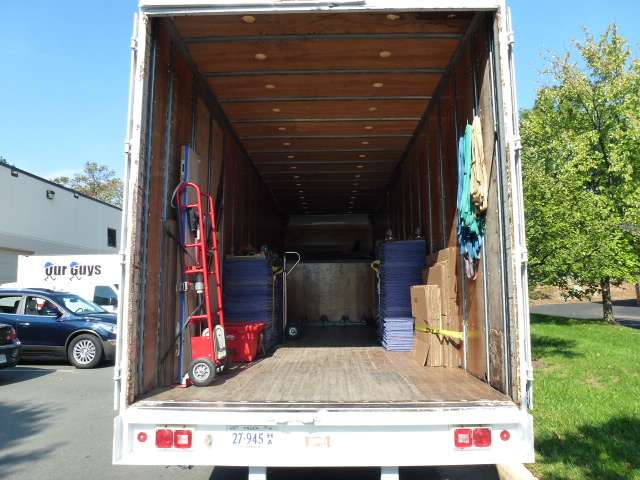 Around Town Movers | 101 International Dr #120, Sterling, VA 20166 | Phone: (703) 682-5922
