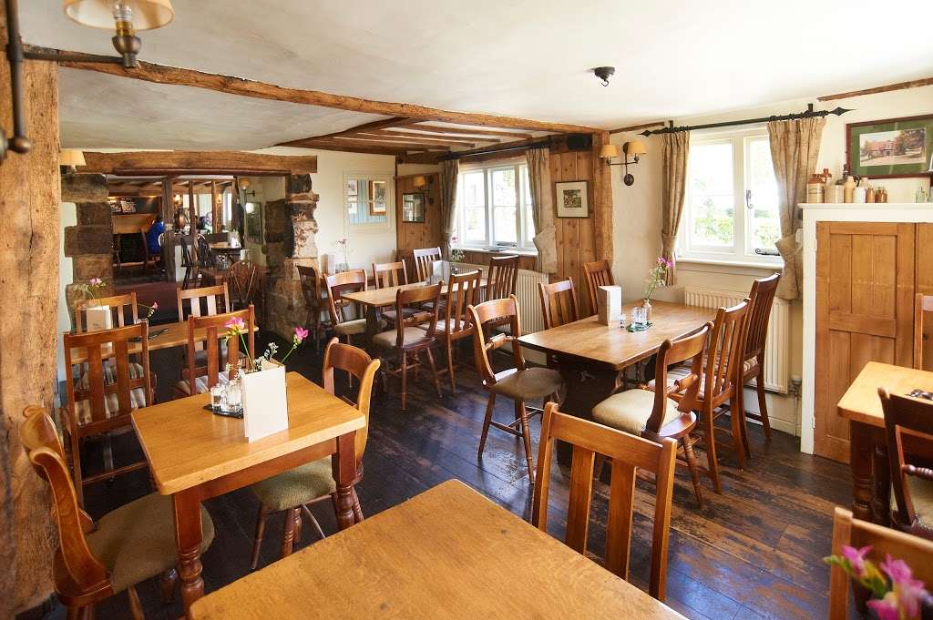 Bottle House Inn | Coldharbour Rd, Penshurst, Tonbridge TN11 8ET, UK | Phone: 01892 870306