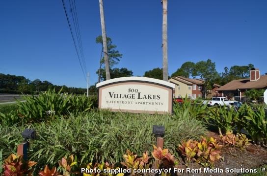 Village Lakes Apartments | 500 W Airport Blvd, Sanford, FL 32773, USA | Phone: (407) 322-9104