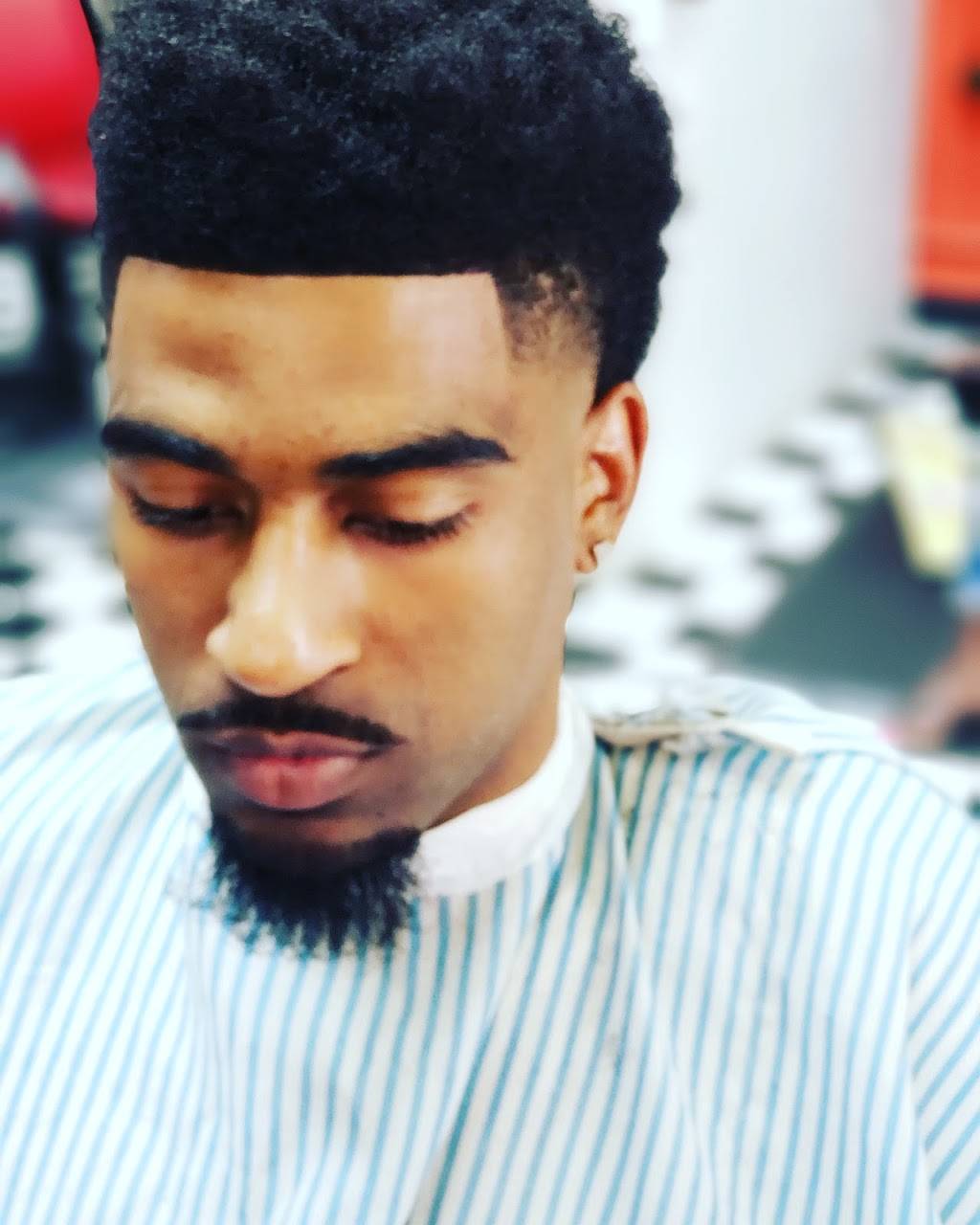 New Cuts Barber Shop | 2910 S Beckley Ave Suite #230, Dallas, TX 75216, United States | Phone: (469) 258-0743