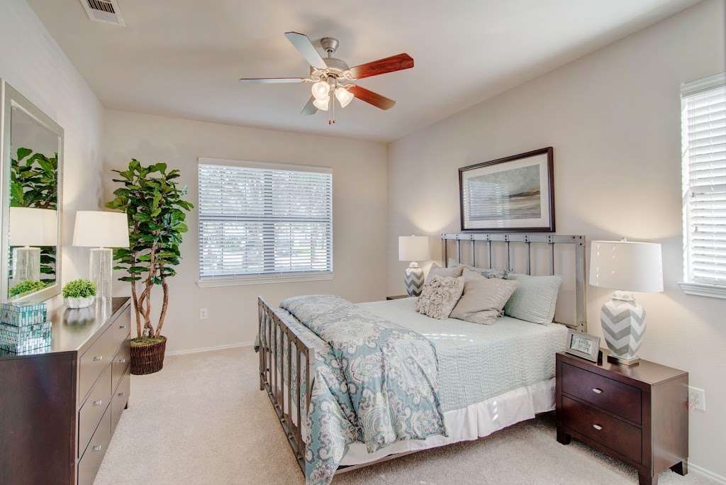 Thornbury Apartments | 7055 Hollister St, Houston, TX 77040, USA | Phone: (713) 462-0959