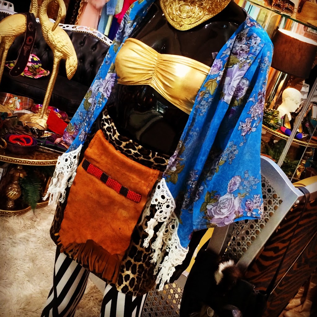 Rare Scarf Vintage Clothing | 11428 N Cave Creek Rd, Phoenix, AZ 85020, USA | Phone: (602) 870-6678