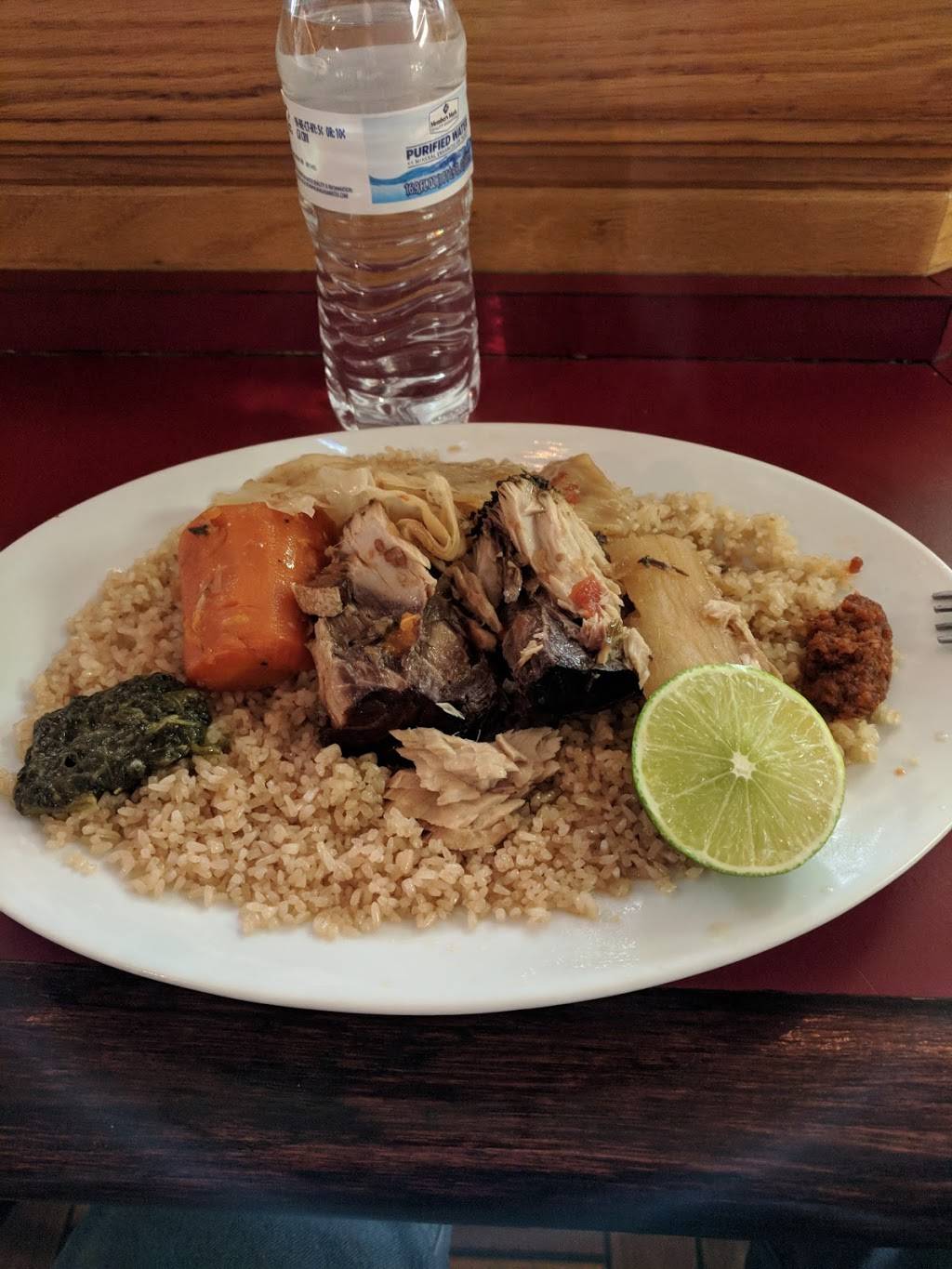 Dabakh Restaurant - Senegalese cuisine | 2225 Morse Rd Service Road, Columbus, OH 43229, USA | Phone: (614) 473-9105