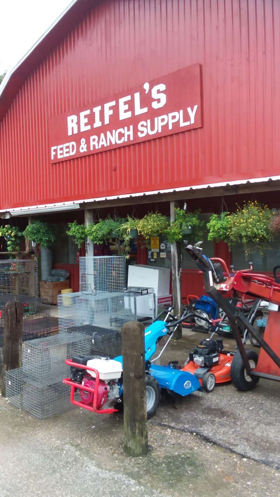 Reifels Feed & Ranch Supply | 2822 FM 521 Rd, Brazoria, TX 77422, USA | Phone: (979) 798-2898