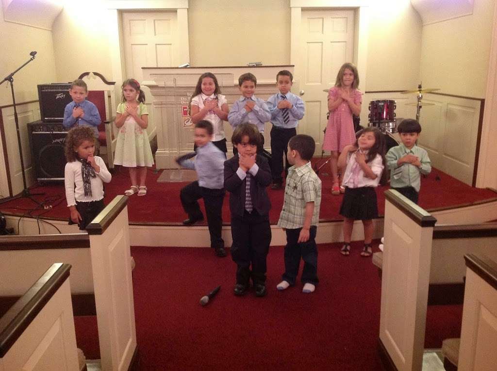 PLYMOUTH PORTUGUESE FOURSQUARE CHURCH | 131 Standish Ave, Plymouth, MA 02360, USA | Phone: (508) 208-4691