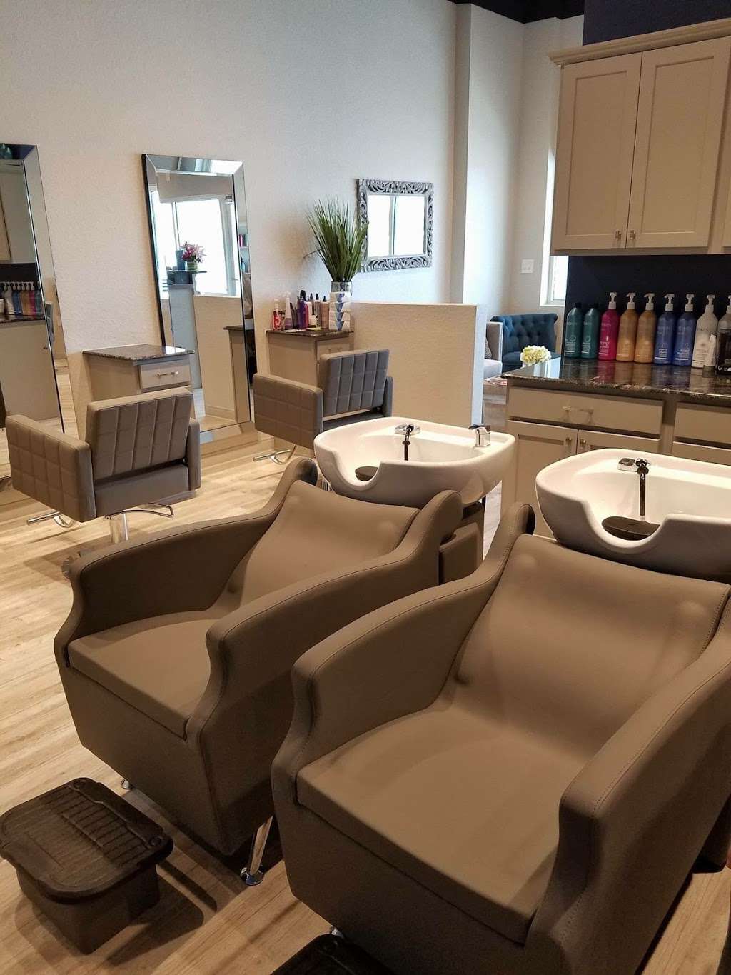 KRenae Salon | 4313 Co Rd 466 #104, Oxford, FL 34484, USA | Phone: (352) 461-0791