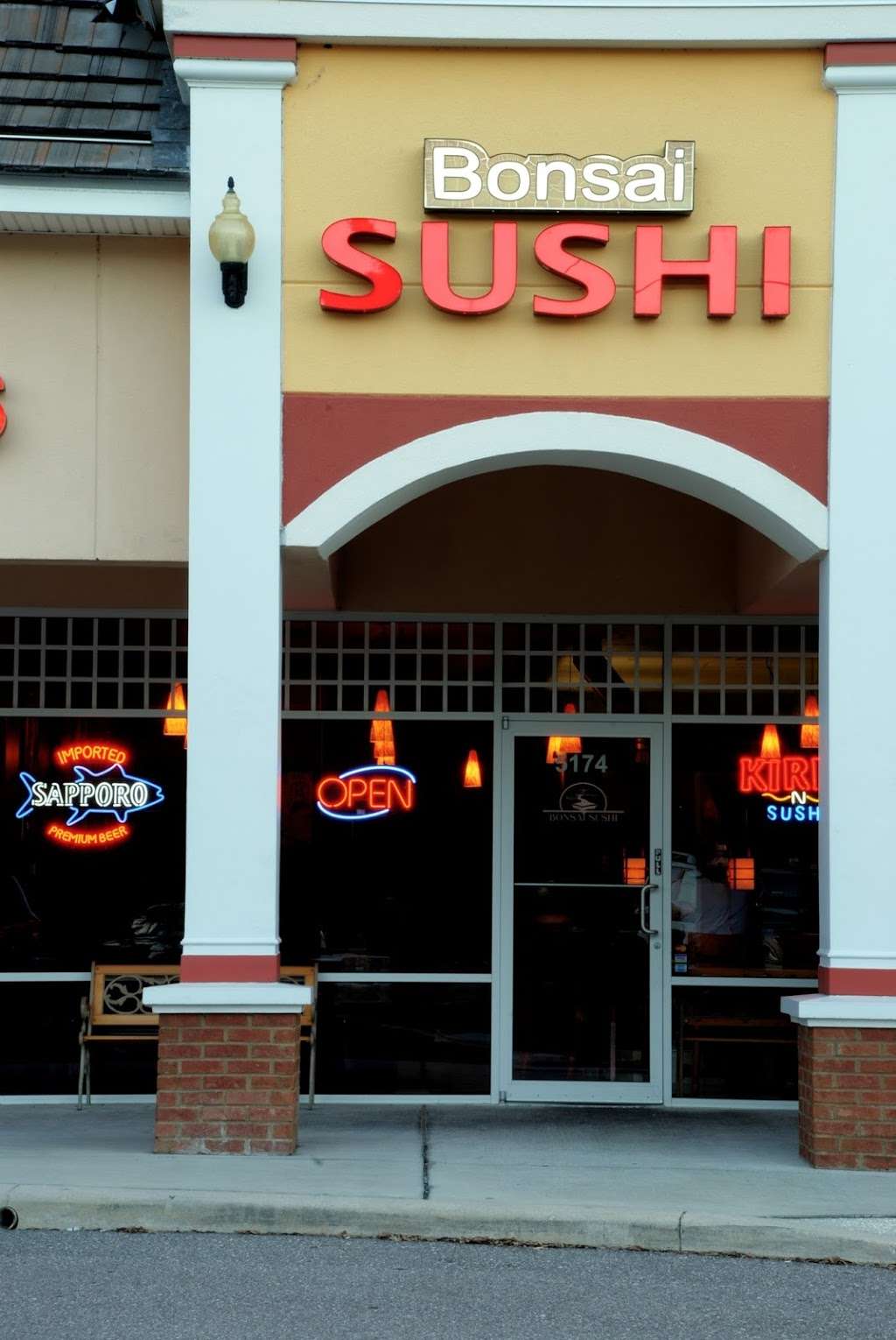 Bonsai Sushi | 5174 Dr Phillips Blvd, Orlando, FL 32819, USA | Phone: (407) 292-0333