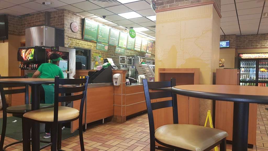 Subway | 31 S Calvert St, Baltimore, MD 21202 | Phone: (410) 244-8873