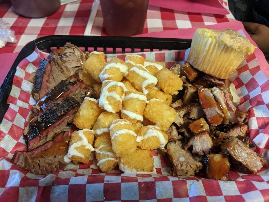 Jessie Raes BBQ | 5611 S Valley View Blvd, Las Vegas, NV 89118, USA | Phone: (702) 541-5546