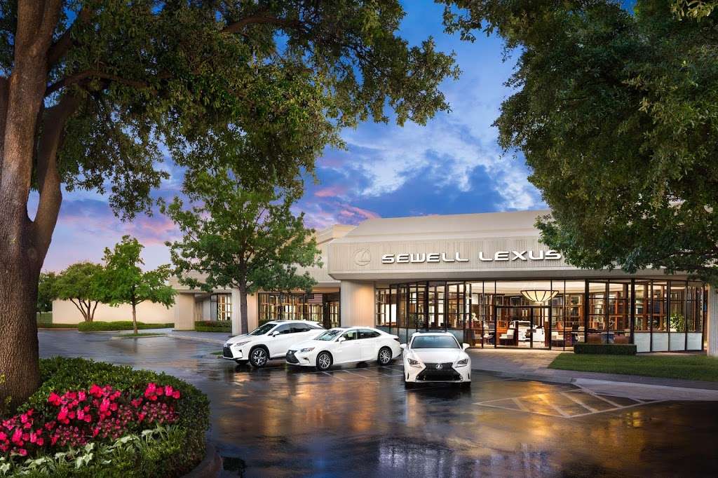 Sewell Lexus of Dallas | 6421 Lemmon Ave, Dallas, TX 75209, USA | Phone: (214) 352-8100