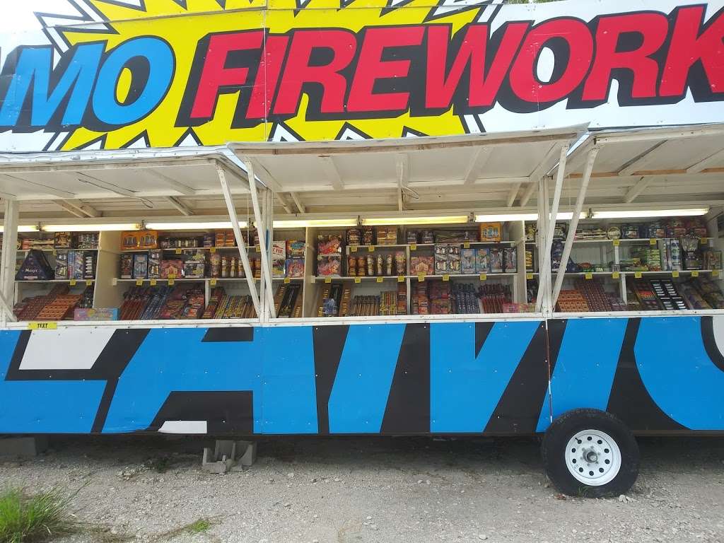 Alamo Fireworks | 3030 Katy Hockley Cut Off Rd, Katy, TX 77493, USA | Phone: (210) 667-1106
