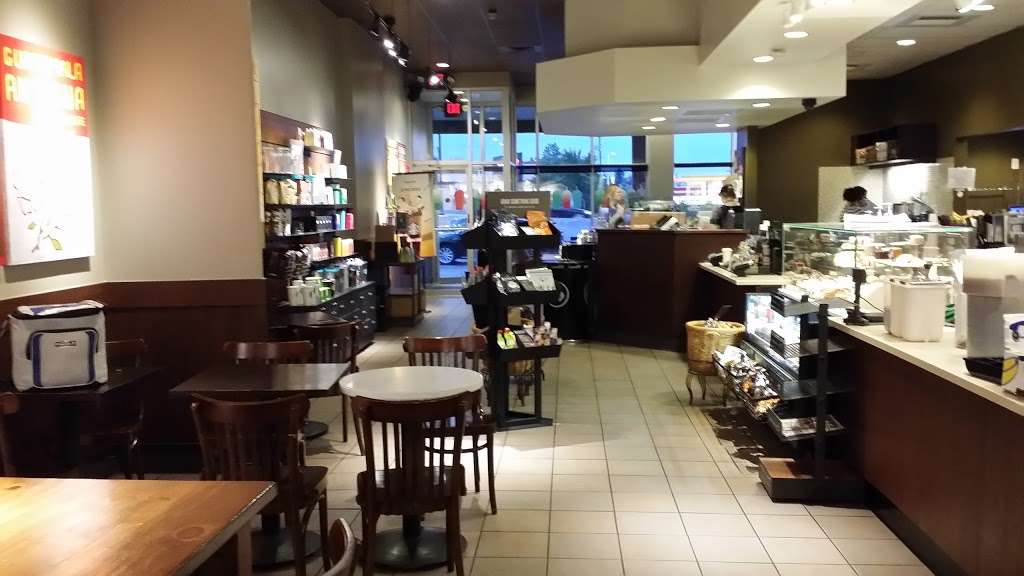 Starbucks | 1048 Maple Ave, Lisle, IL 60532, USA | Phone: (630) 737-0239