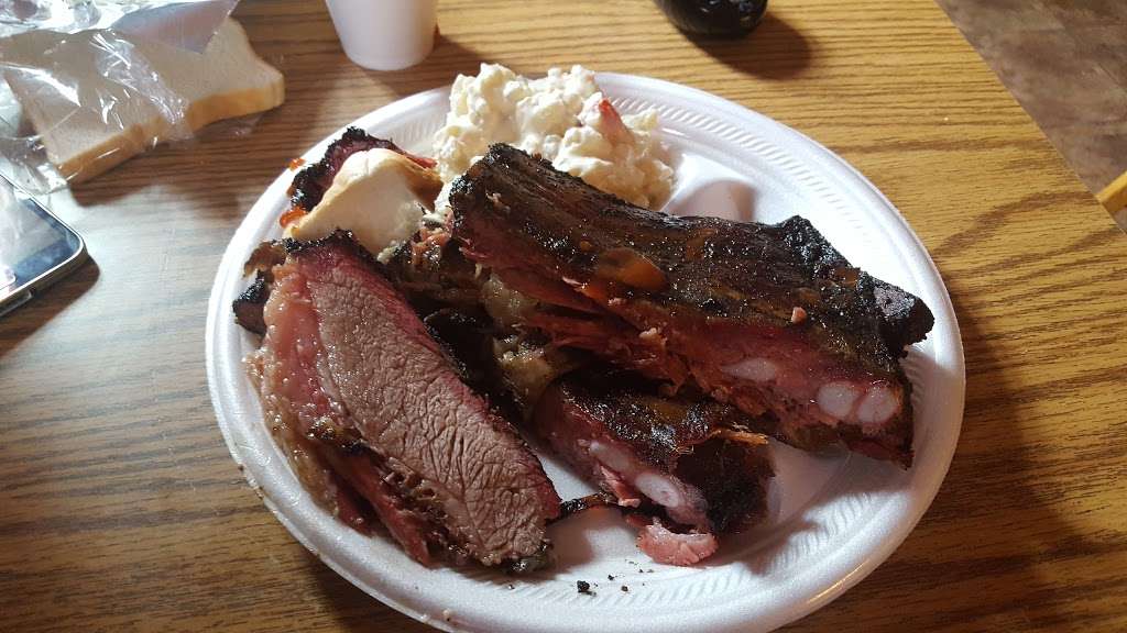 Bobs Smokehouse | 5416 FM78, Kirby, TX 78219, USA | Phone: (210) 661-4777