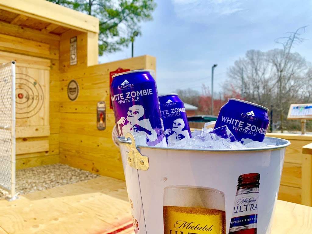 Mr. Stumpys Axe Throwing & Beer Garden | 2333 Dam Rd, Tega Cay, SC 29708, USA | Phone: (844) 677-8889