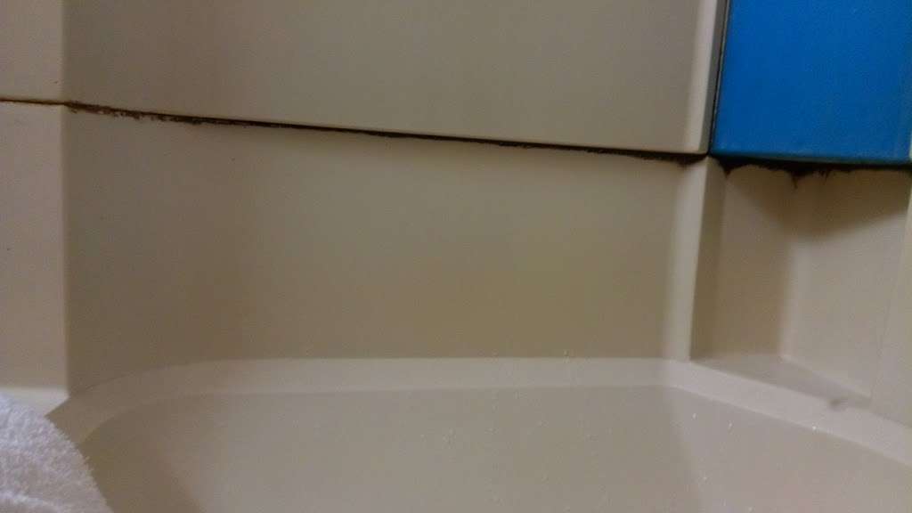 Hazleton Motor Inn | 615 E Broad St, Hazleton, PA 18201, USA | Phone: (570) 459-1451