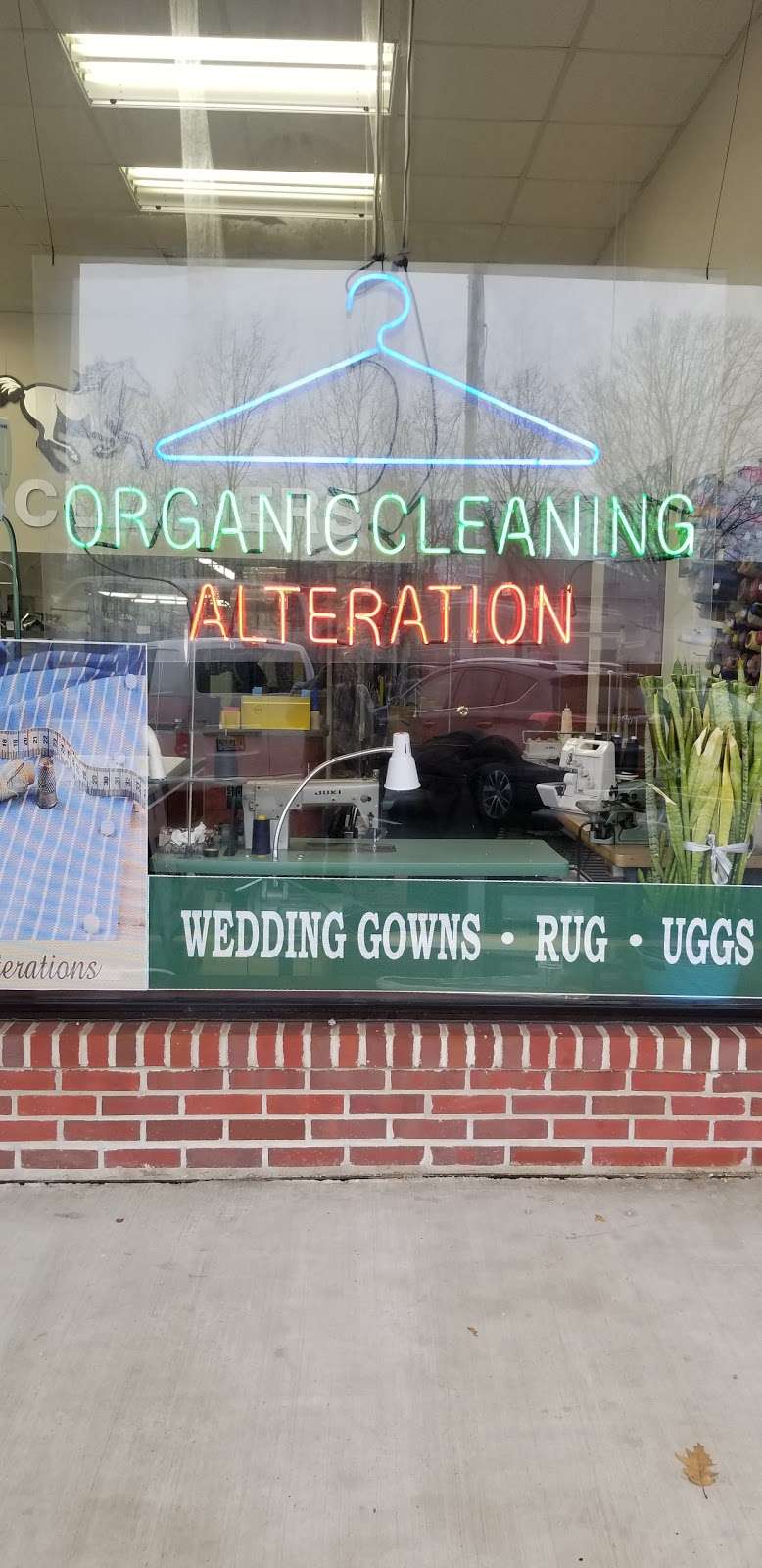 Galloping Cleaners | 1350 Galloping Hill Rd # F, Union, NJ 07083, USA | Phone: (908) 687-3585