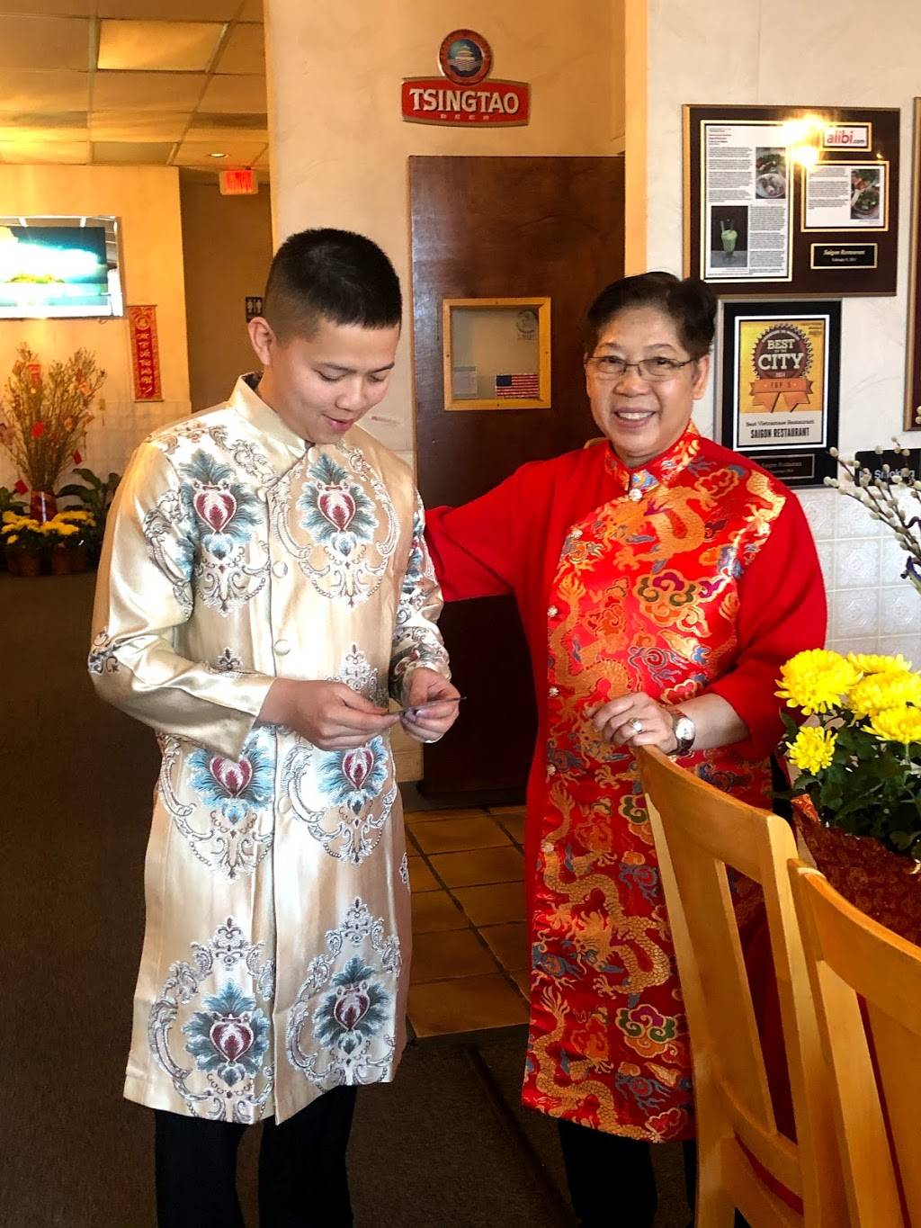 Saigon Restaurant | 6001 San Mateo Blvd NE, Albuquerque, NM 87109, USA | Phone: (505) 884-0706