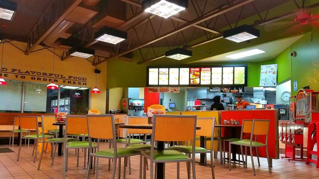 Del Taco | 2000 Riverside Ave, Rialto, CA 92377, USA | Phone: (909) 877-9700