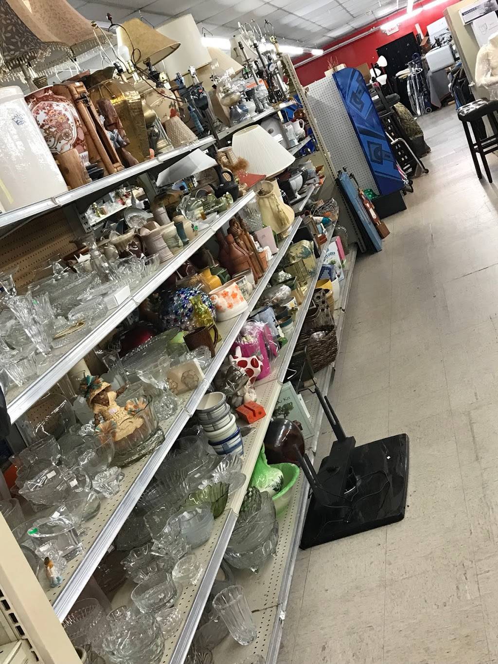 Secondhand Vintage | 1555 NC-56 Suite A-3, Creedmoor, NC 27522, USA | Phone: (919) 352-8645