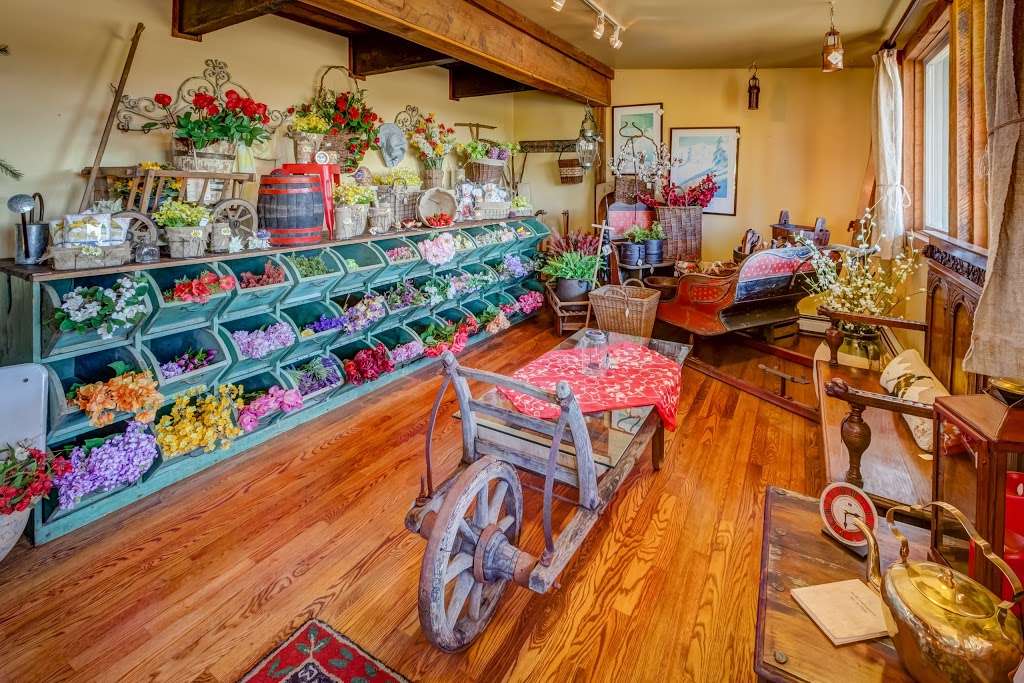 Ski Country Antiques & Home | 114 Homestead Rd, Evergreen, CO 80439, USA | Phone: (303) 670-8726