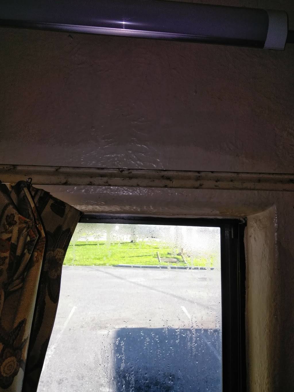 Raceway Motel | 4724 N Orange Blossom Trail, Orlando, FL 32810, USA | Phone: (407) 293-1093