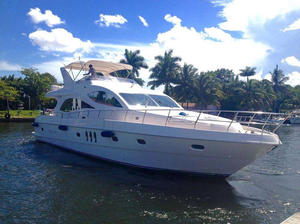 South Florida Yacht Charters | 1635 N Bayshore Dr, Miami, FL 33132, USA | Phone: (305) 944-4323