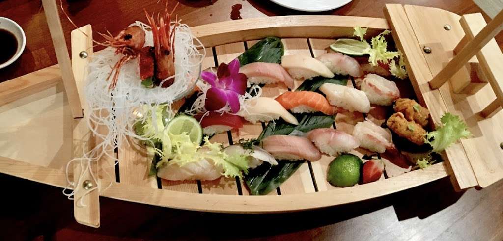 Good Fortune Sushi Bar & Restaurant | 42864 Truro Parish Dr, Ashburn, VA 20148, USA | Phone: (703) 729-8228