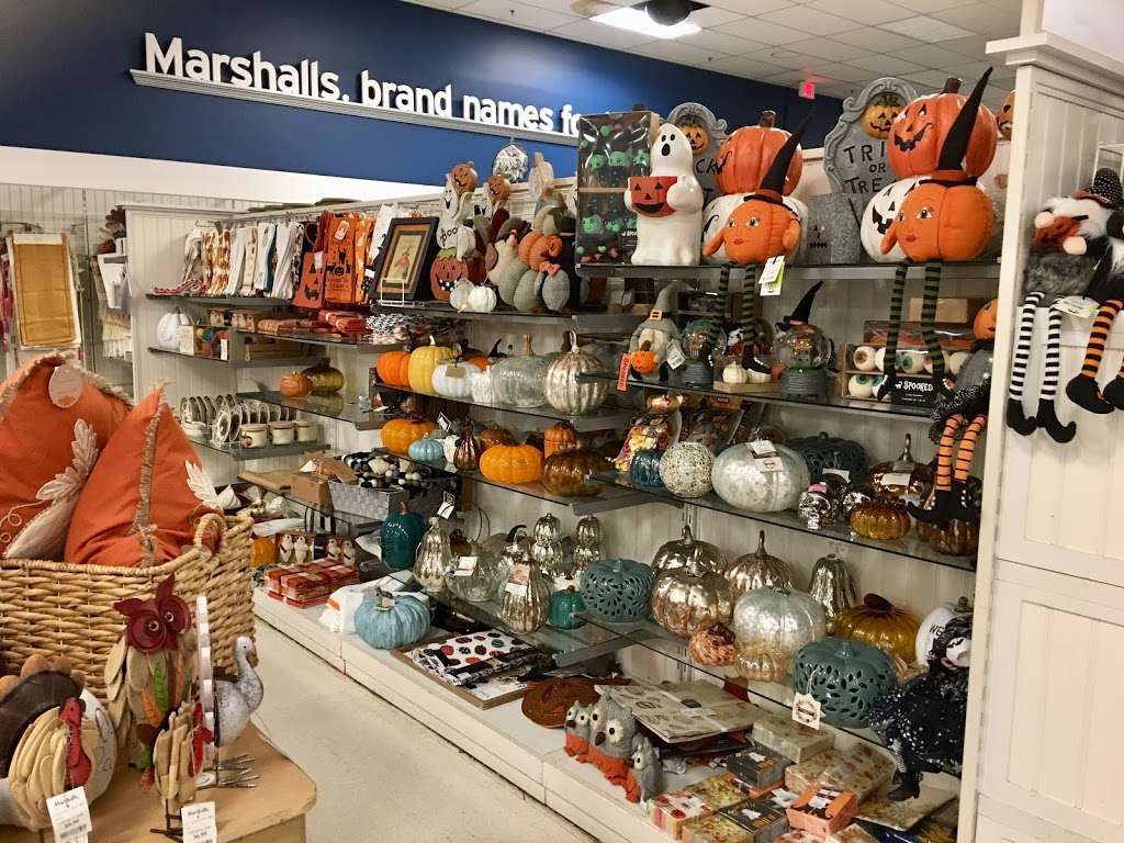 Marshalls | 256 East Sunrise Highway, Freeport, NY 11520, USA | Phone: (516) 623-3687