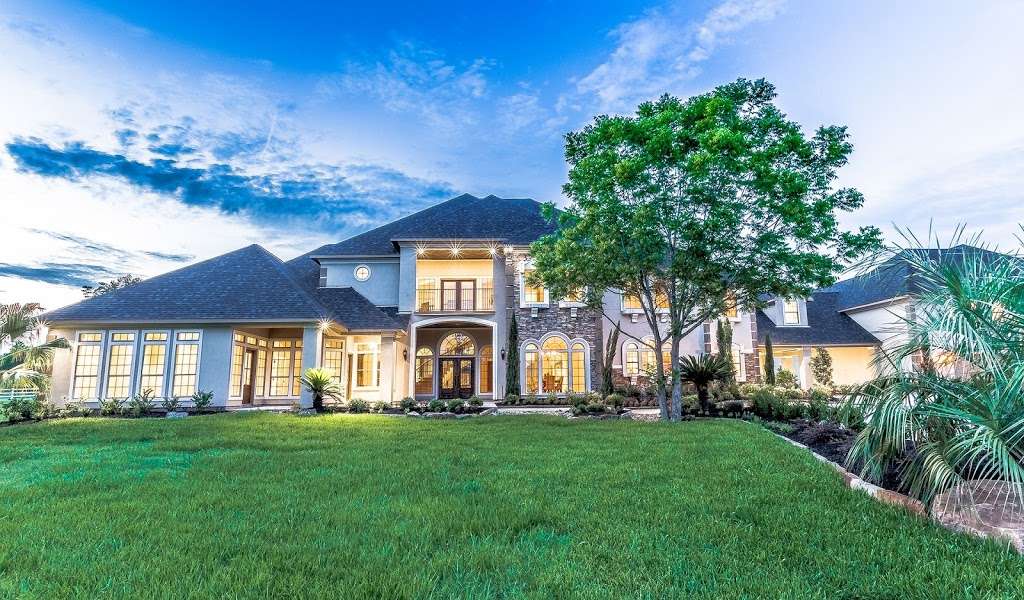 MWT Realty | 61 Carlton Woods Dr, The Woodlands, TX 77382 | Phone: (936) 524-2510