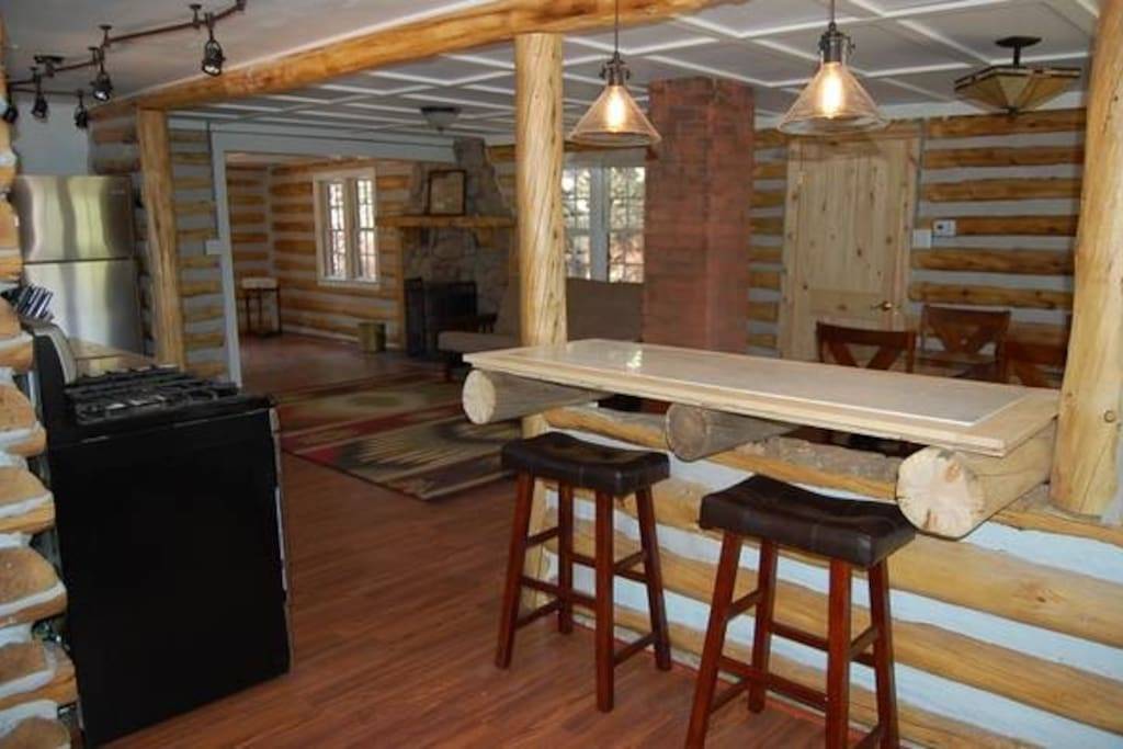Keithley Pines Historic Cabins | 7 Keithley Rd, Manitou Springs, CO 80829, USA | Phone: (719) 330-2488