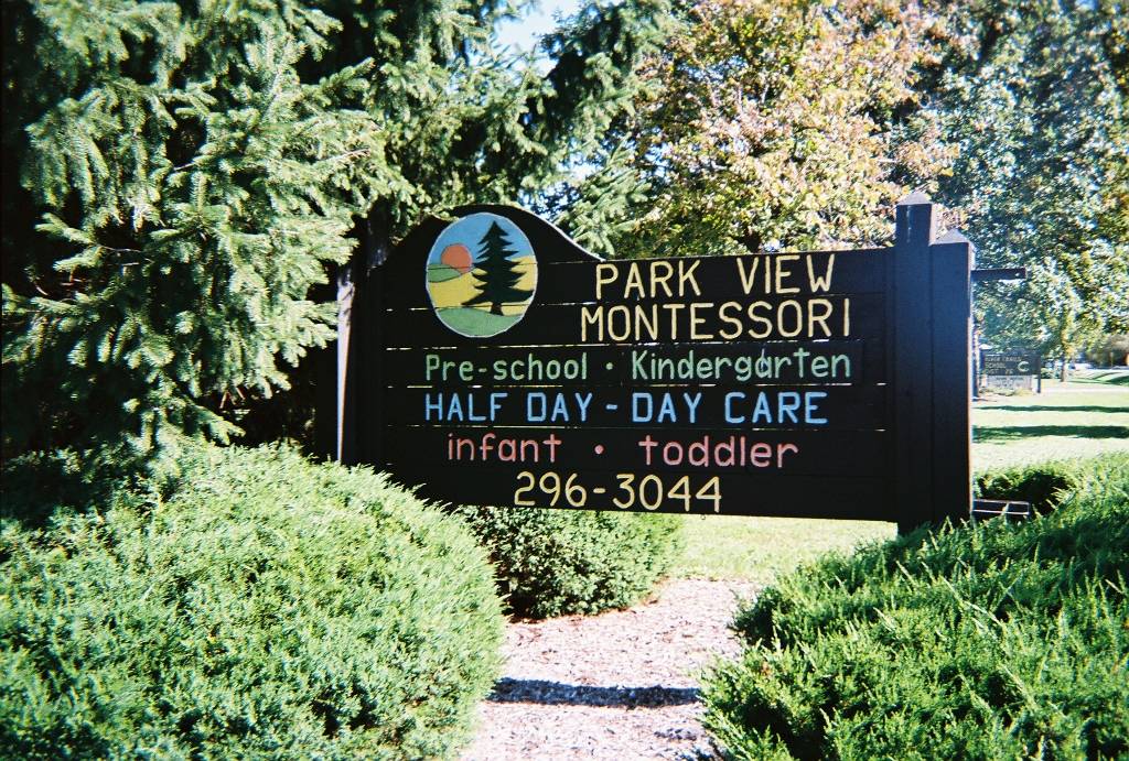 Park View Montessori School - Mt. Prospect | 805 Burning Bush Ln, Mt Prospect, IL 60056, USA | Phone: (847) 296-3044