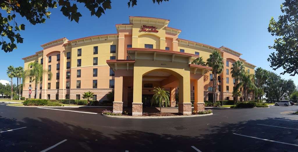 Hampton Inn & Suites Orlando-South Lake Buena Vista | 4971 Calypso Cay Way, Kissimmee, FL 34746, USA | Phone: (407) 396-8700