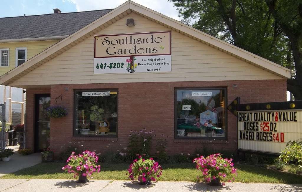 Southside Gardens | 1576 W Oklahoma Ave, Milwaukee, WI 53215, USA | Phone: (414) 647-8202