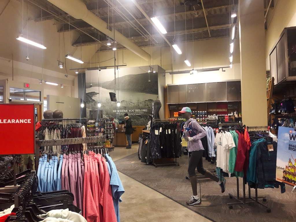 REI | 49 Fitzgerald Street, Yonkers, NY 10710, USA | Phone: (914) 410-9500