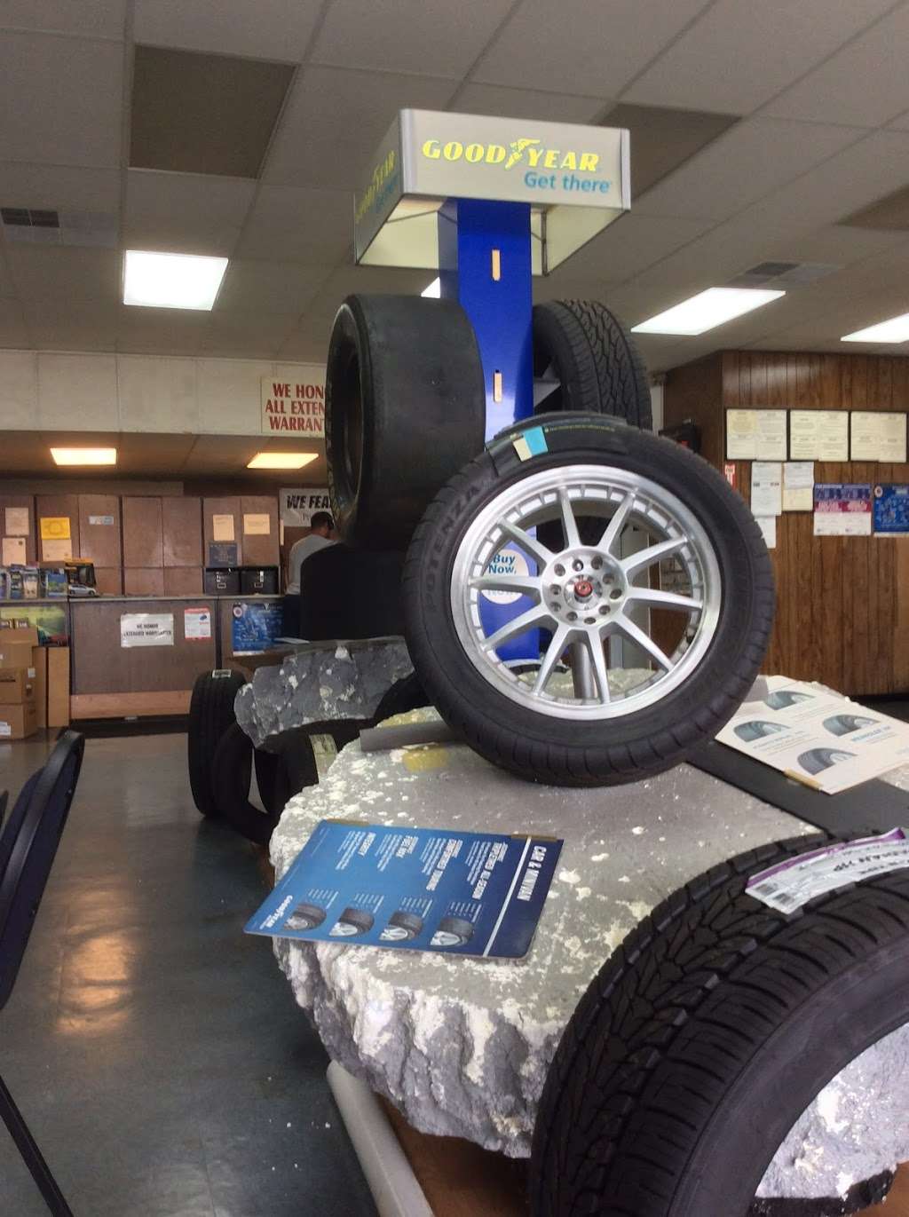 Taylor Tire and Automotive | 10102 Kleckley Dr, Houston, TX 77075, USA | Phone: (713) 941-8506