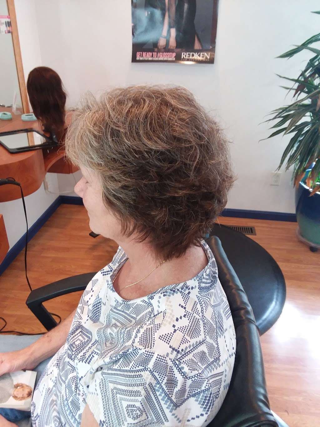 Color Cut & Curls | 630 Chrome Rd, Oxford, PA 19363, USA | Phone: (610) 932-7834